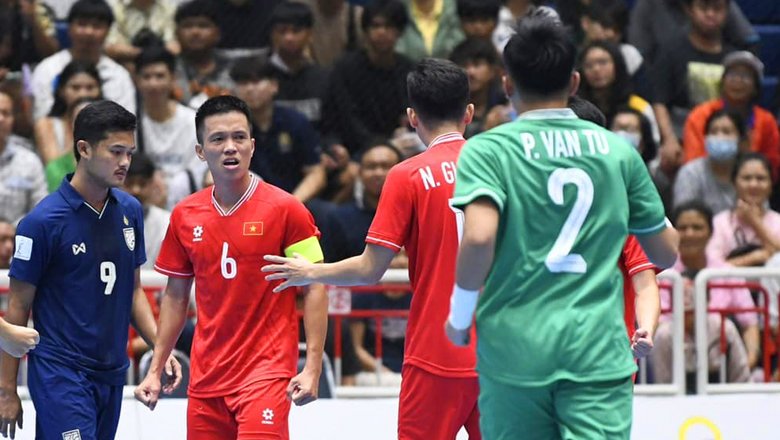 Tuyển futsal Việt Nam thắng sốc Thái Lan, chiếm ngôi đầu tại giải vô địch Đông Nam Á