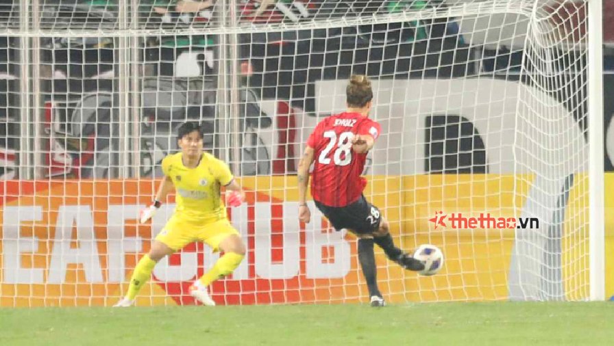 Văn Hoàng ra mắt Hà Nội FC ấn tượng không ngờ, đánh bại 'vua phạt đền' của J.League