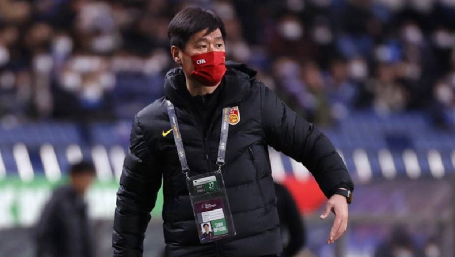 LĐBĐ Trung Quốc phủ nhận việc mời cựu HLV Bayern thay Li Xiaopeng