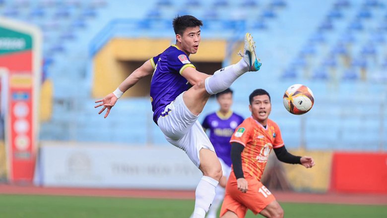 Duy Mạnh gia hạn hợp đồng đến năm 2027, gắn bó hết sự nghiệp đỉnh cao với Hà Nội FC