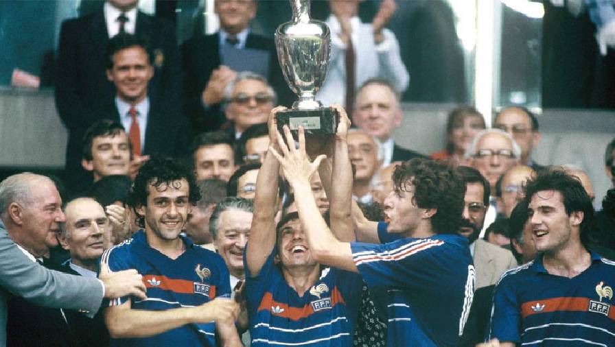 Kể chuyện EURO 1984: Thời của những người hùng bị lãng quên