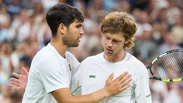 Alcaraz ngược dòng hạ Rublev, vào tứ kết Wimbledon mùa thứ ba liên tiếp