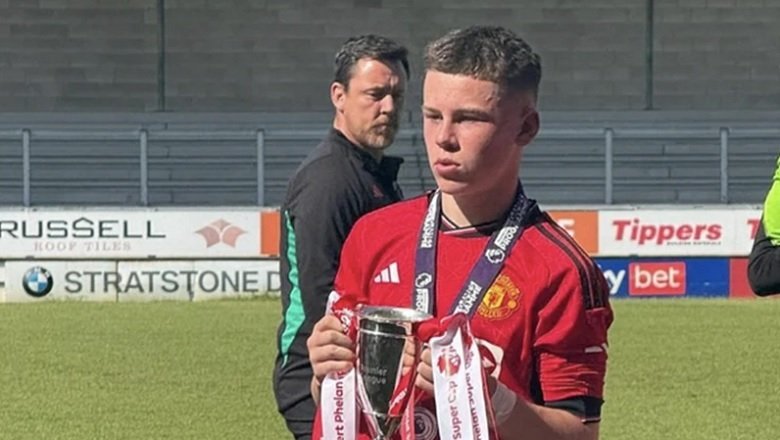 Con trai Rooney gây sốt, mới 15 tuổi đã góp mặt trong đội hình U19 MU