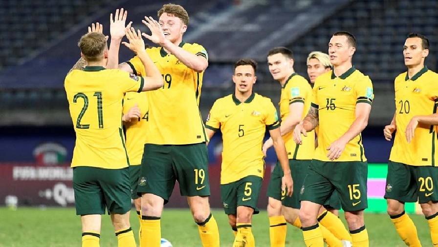 Nhìn từ trận Việt Nam vs Australia ở vòng loại World Cup: Cao hơn có đúng là mạnh hơn?
