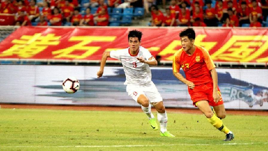 Duyên áo trắng của ĐT Việt Nam trước trận đấu với Trung Quốc