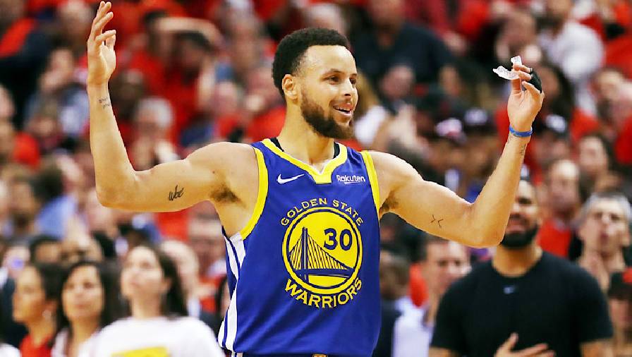 Curry: 'Golden State Warriors thăng hoa nhờ chịu thay đổi'