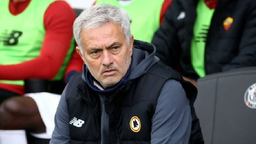 Để Venezia lội ngược dòng, Mourinho thua trận thứ hai liên tiếp tại Serie A