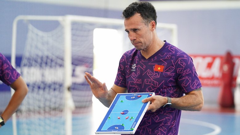 HLV Giustozzi: 'ĐT futsal Việt Nam đang hưng phấn hơn bao giờ hết'