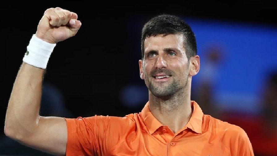 Djokovic thắng dễ Medvedev, vào chung kết Adelaide International 1