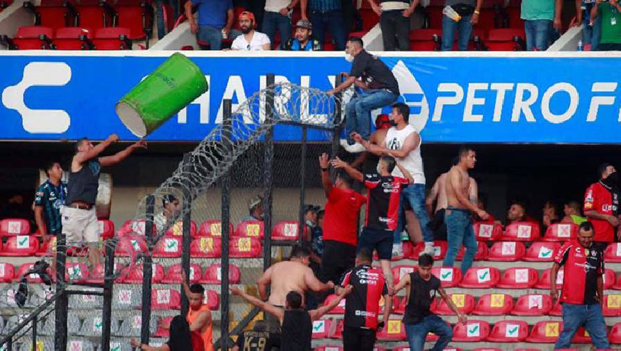 Giải VĐQG Mexico cấm CĐV đội khách tới sân sau vụ ẩu đả khiến 26 người nhập viện