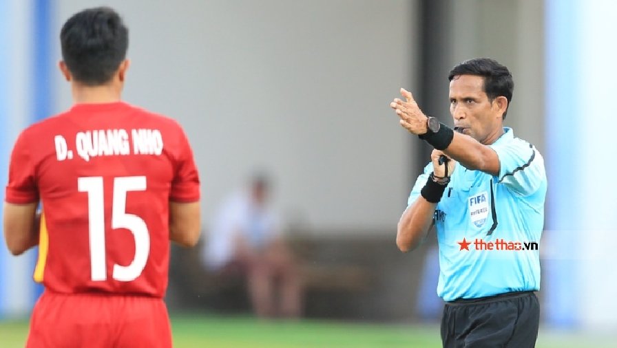 Vì sao trọng tài cho U23 Việt Nam phạt đền, phạt Malaysia thẻ đỏ?