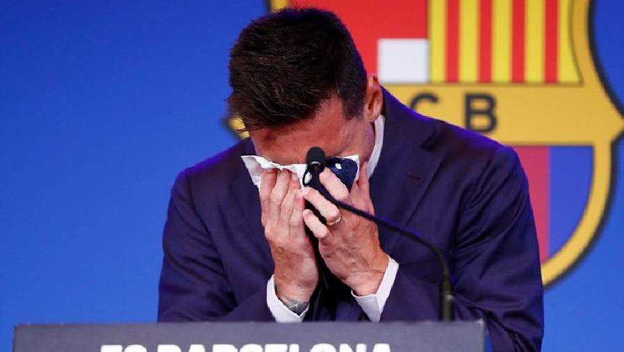 Chưa kịp nói gì, Messi đã khóc nức nở trong phòng họp báo
