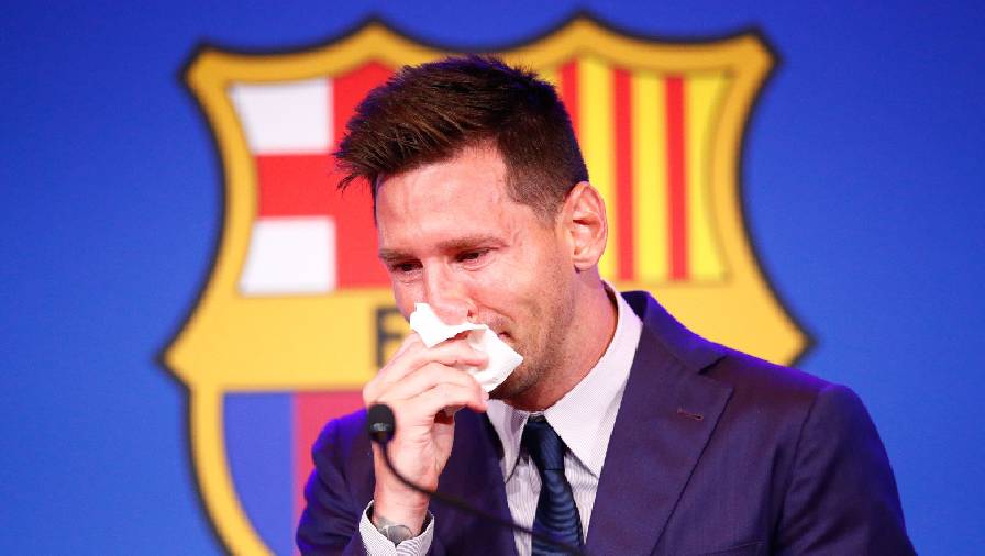 Toàn cảnh Lionel Messi họp báo chia tay Barcelona