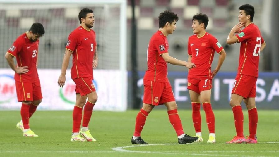 Đội tuyển Trung Quốc sang UAE trước 1 tháng để chờ đấu Việt Nam