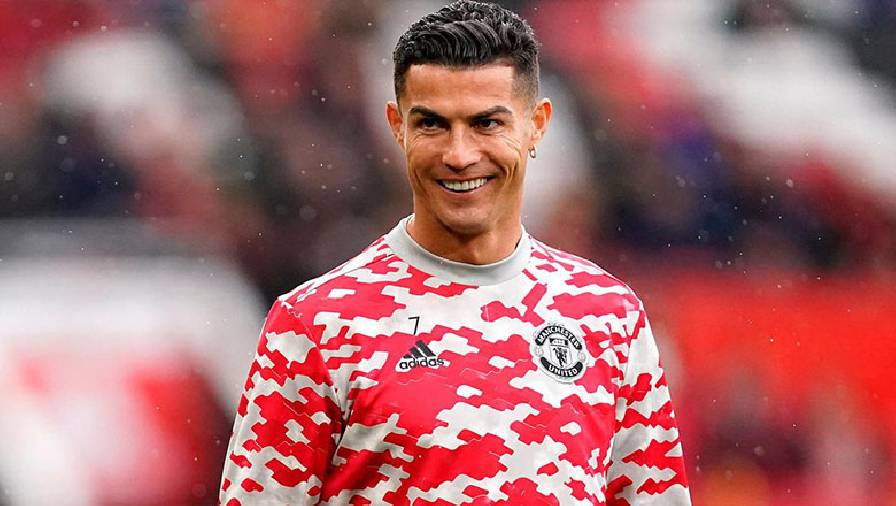 Ronaldo bất ngờ thắng giải Cầu thủ xuất sắc nhất tháng 9 Ngoại hạng Anh