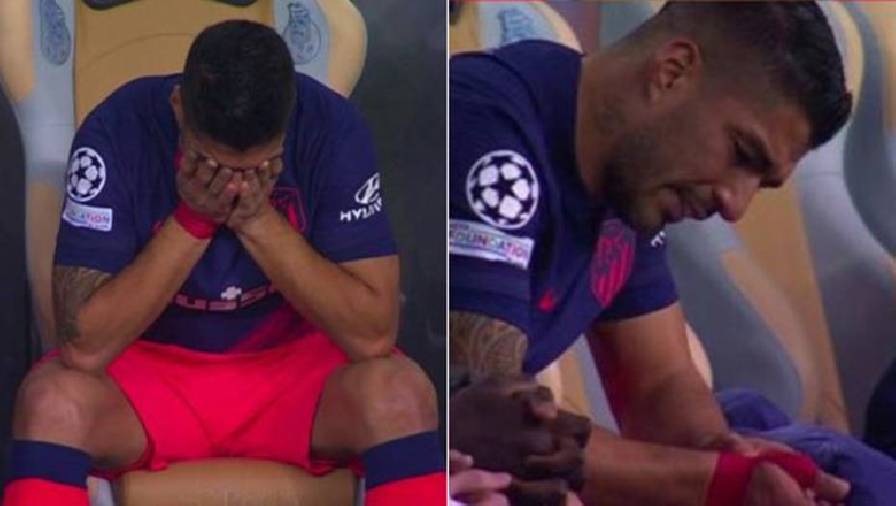 Luis Suarez bật khóc khi phải rời sân chỉ sau 13 phút