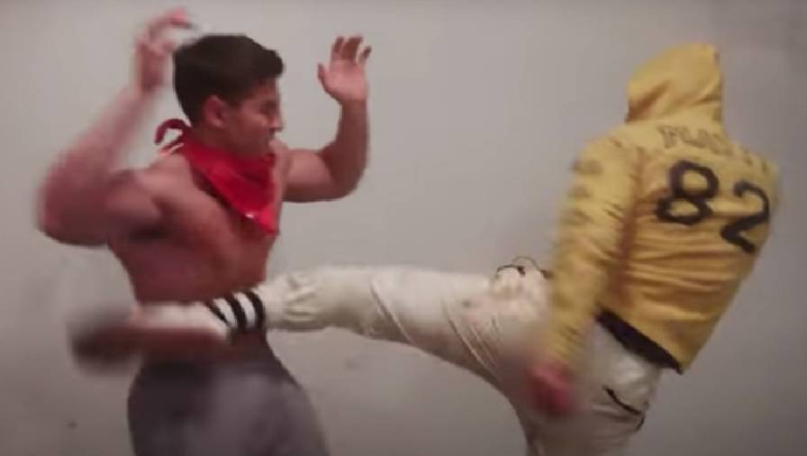 YouTuber tê người khi ăn loạt đá từ cựu vô địch UFC Luke Rockhold