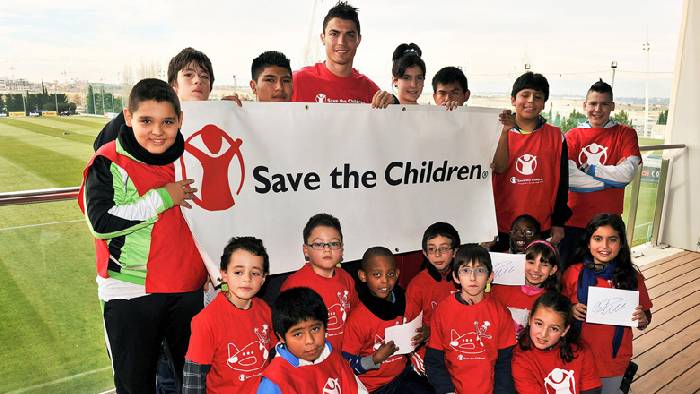 Sao nhí 7 tuổi được Ronaldo giúp chữa bệnh hiểm nghèo