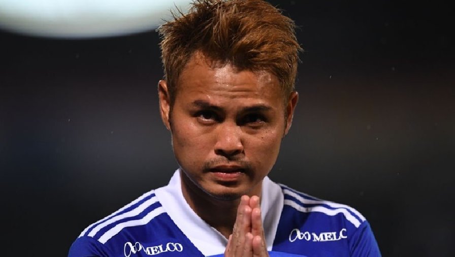 Huyền thoại Thái Lan khuyên Theerathon Bunmathan sang V.League thi đấu trước khi giải nghệ