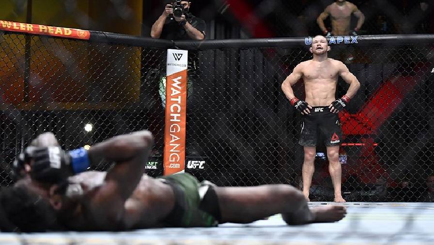 UFC 259: Khabib tiết lộ lý do Petr Yan lại có pha lên gối “bẩn” khiến anh mất đai vô địch