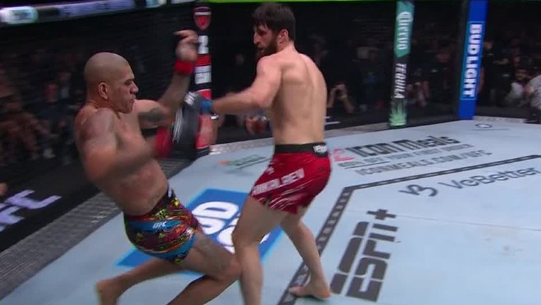 Magomed Ankalaev thắng điểm, tước đai Alex Pereira tại UFC 313