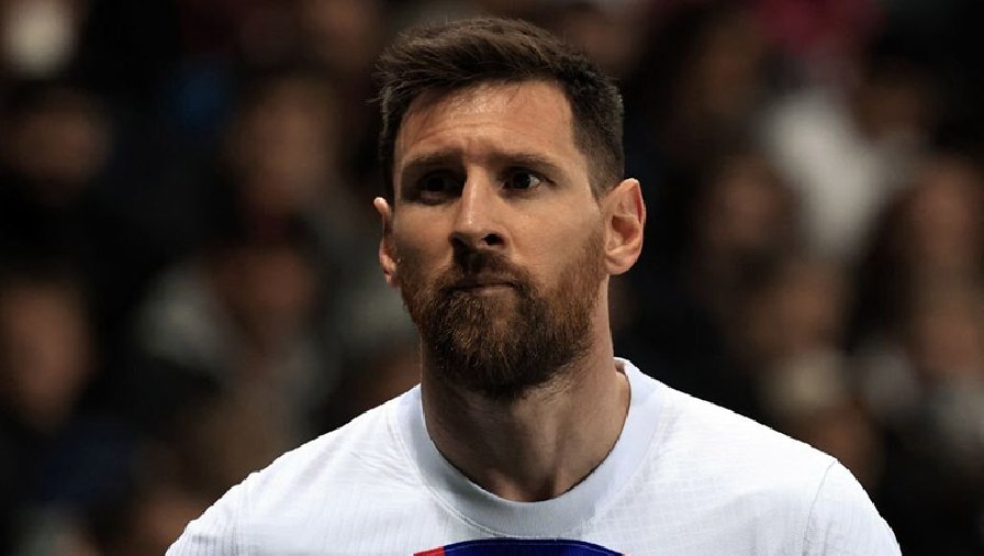 Messi đóng góp bàn thắng thứ 1.000 ở cấp CLB, cho Ronaldo hít khói