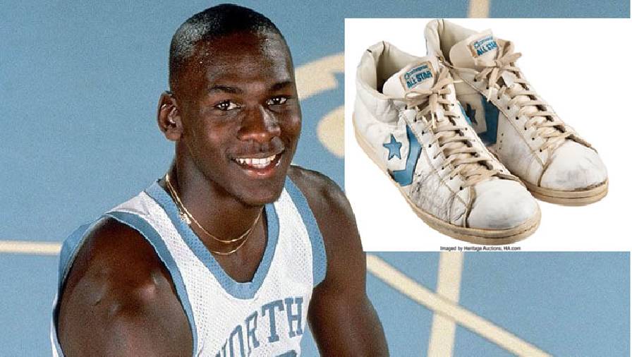 Michael Jordan lập kỷ lục bán giày