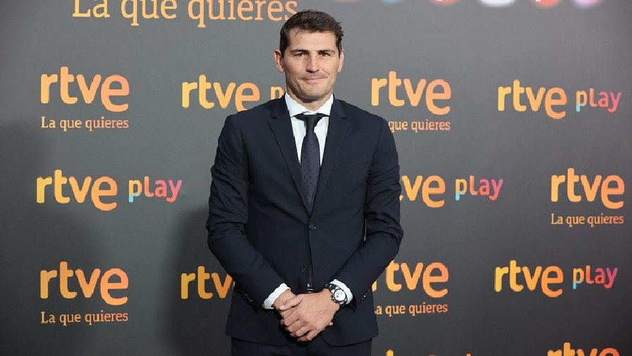 Huyền thoại Iker Casillas: ‘Tôi là người đồng tính’