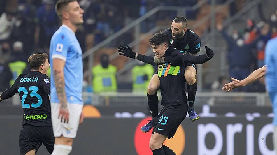 Vượt ải Lazio, Inter tái chiếm ngôi đầu Serie A