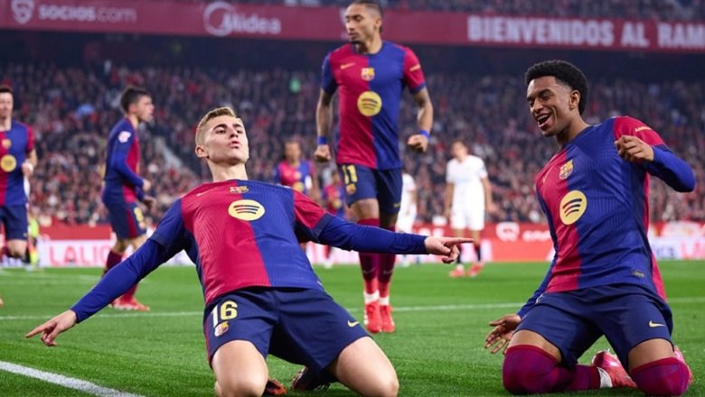 Barcelona đè bẹp Sevilla trong ngày Fermin Lopez nhận thẻ đỏ