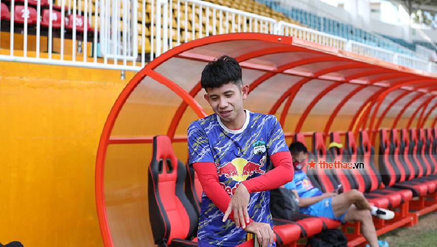 Baiano, Hồng Duy đến sân tập trước nửa tiếng, HAGL đón Hữu Tuấn trở lại trước trận gặp Viettel
