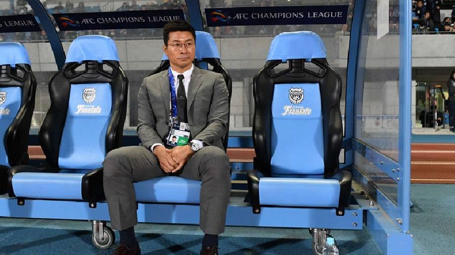 Hà Nội FC chuẩn bị có HLV vô địch Champions League châu Á?