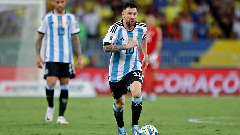 Nhờ Messi, ĐT Argentina giành chiến thắng nhẹ nhàng trước thềm Copa America 2024