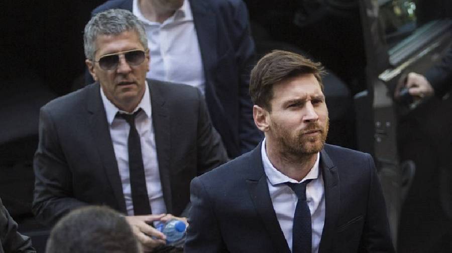 Bố Messi: ‘Đúng! Con trai tôi sẽ ký hợp đồng với PSG hôm nay’