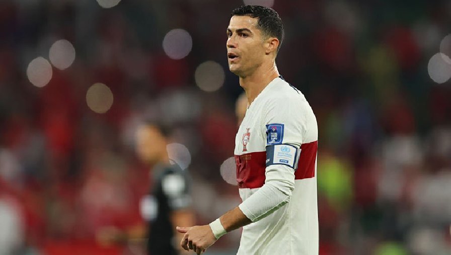 Ronaldo cân bằng kỷ lục khoác áo ĐTQG nhiều nhất lịch sử thế giới 