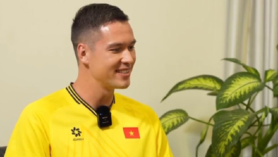 Filip Nguyễn bất ngờ với yêu cầu của HLV Troussier trong ngày đầu lên tuyển Việt Nam