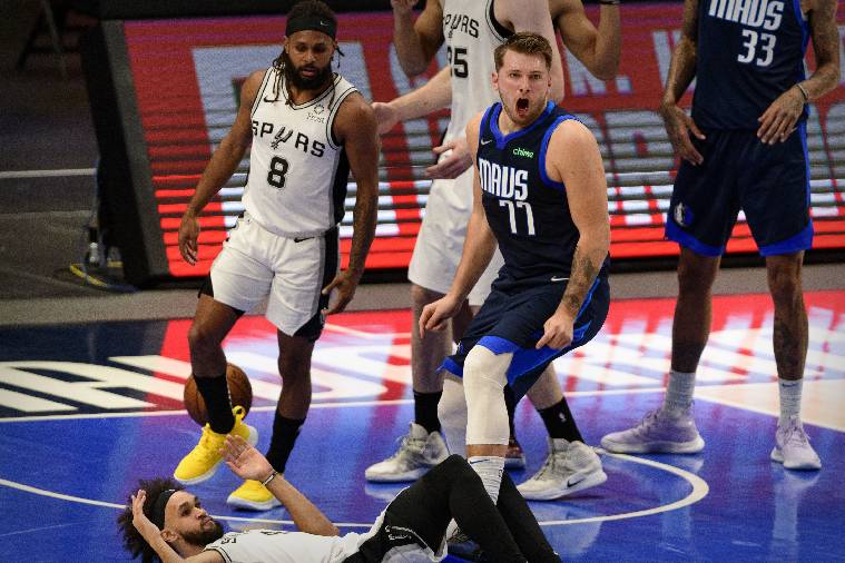 Kết quả bóng rổ NBA 2021 ngày 11/3: Grizzlies, Mavericks phả hơi nóng vào gáy San Antonio Spurs