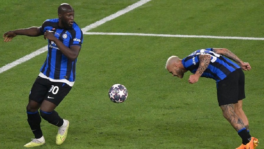 Lukaku hóa trung vệ Man City, ngăn... đồng đội ghi bàn ở chung kết Cúp C1 châu Âu