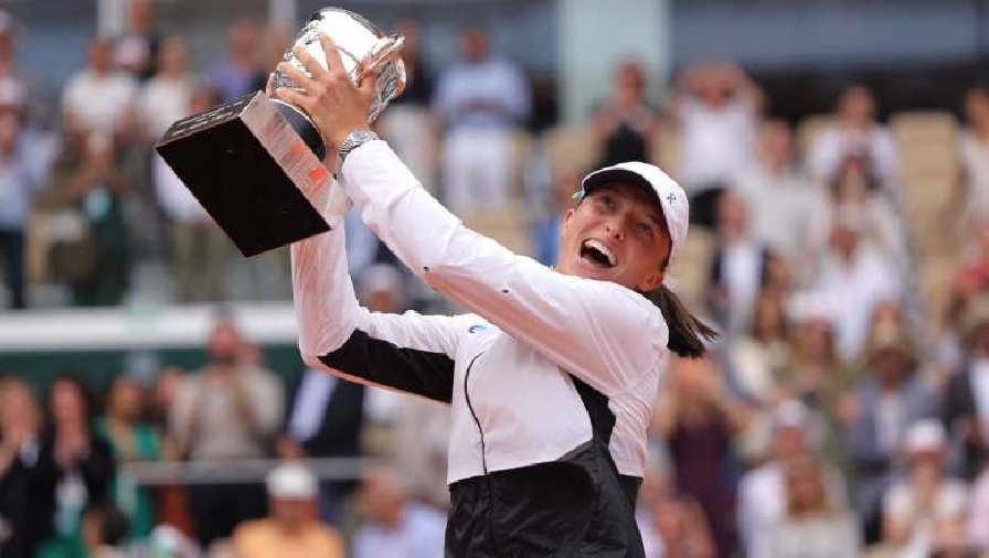 Swiatek lập hàng loạt cột mốc đáng nhớ sau chức vô địch Roland Garros 2023