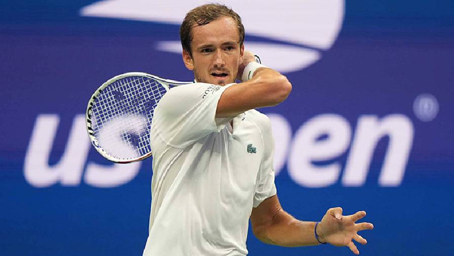 Medvedev chỉ thua 1 ván trước khi gặp Djokovic ở chung kết US Open 2021