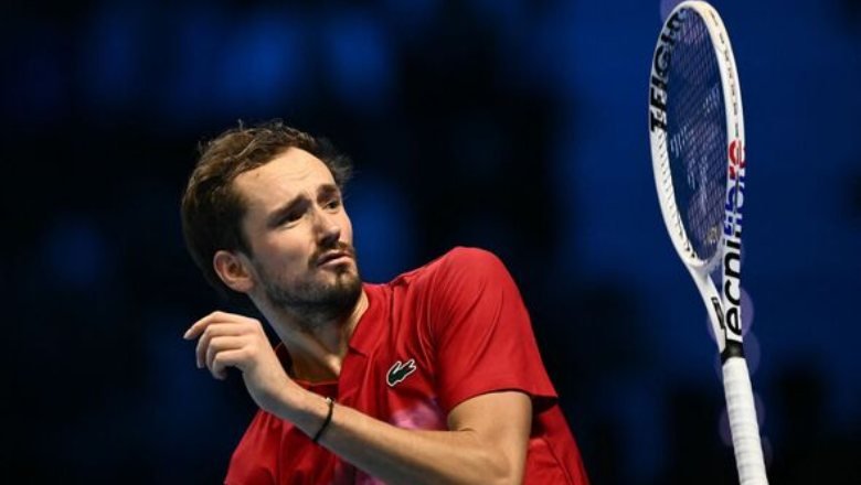 Sinner thắng dễ trận ra quân ATP Finals, Medvedev gây thất vọng