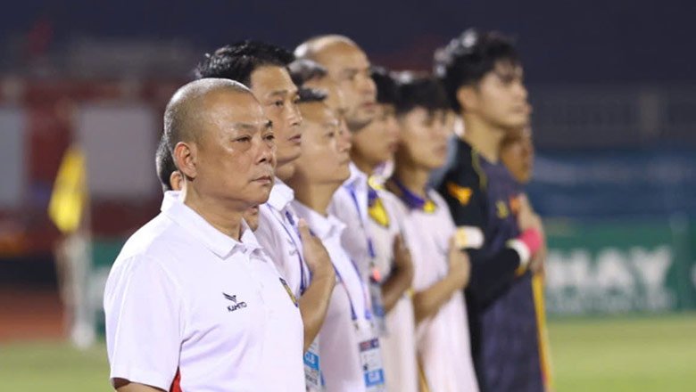 Lộ diện huấn luyện viên đầu tiên mất việc tại V.League 2024/25