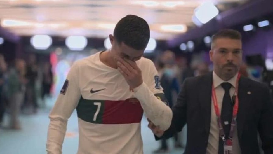 Ronaldo khóc nức nở sau khi ĐT Bồ Đào Nha bị loại khỏi World Cup 2022
