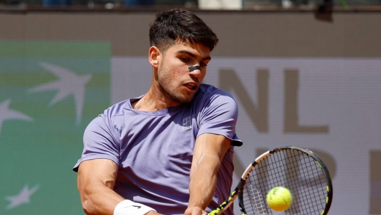 Alcaraz vào vòng 4 Rome Masters 2025, Tsitsipas gây thất vọng
