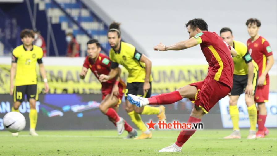 Video bàn thắng Việt Nam vs Malaysia: Tiến Linh, Ngọc Hải lập công