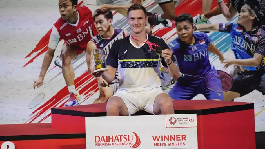 Viktor Axelsen lần đầu đăng quang Indonesia Masters