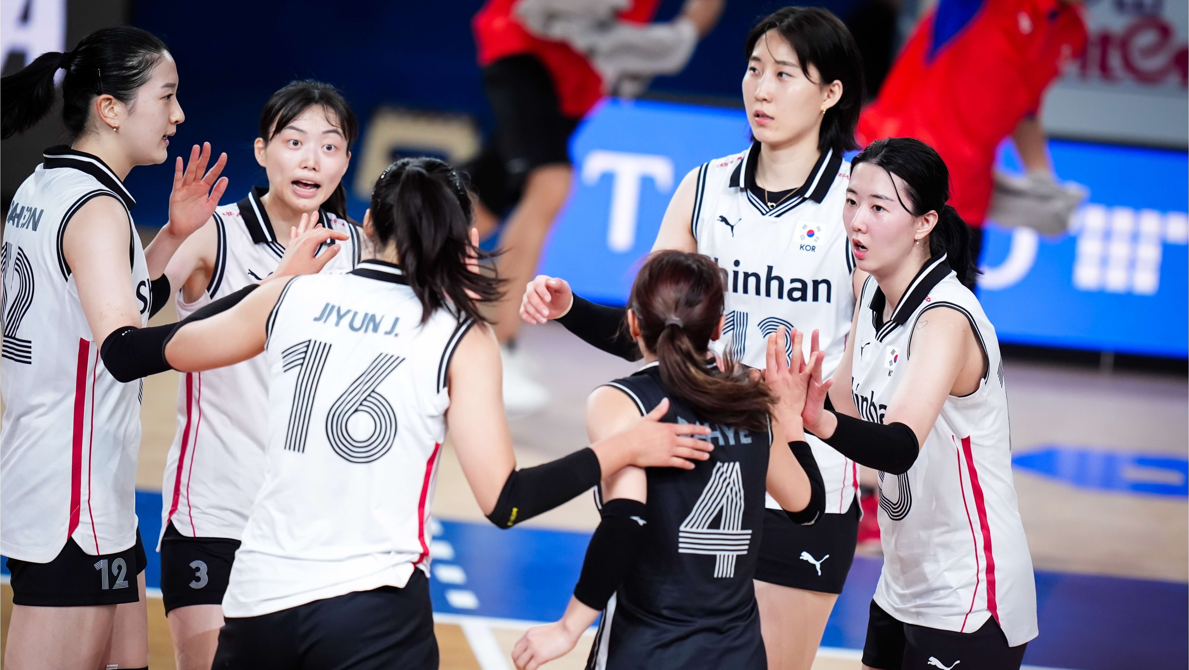 Bóng chuyền nữ Hàn Quốc thua trắng Nhật Bản, bị Việt Nam bỏ xa trên bảng xếp hạng thế giới