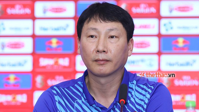 HLV Kim Sang Sik tiết lộ tâm trạng tuyển Việt Nam khi biết tin Indonesia thắng trận