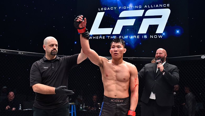 Võ sĩ Việt kiều Quang Lê tham gia giải đấu tuyển chọn của UFC
