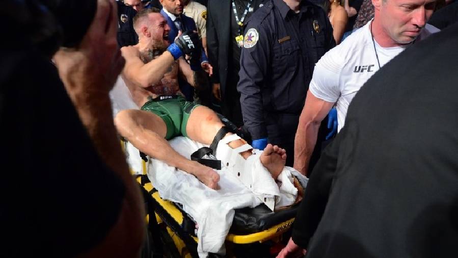 Ca phẫu thuật kéo dài 3 tiếng rưỡi của Conor McGregor thành công mỹ mãn